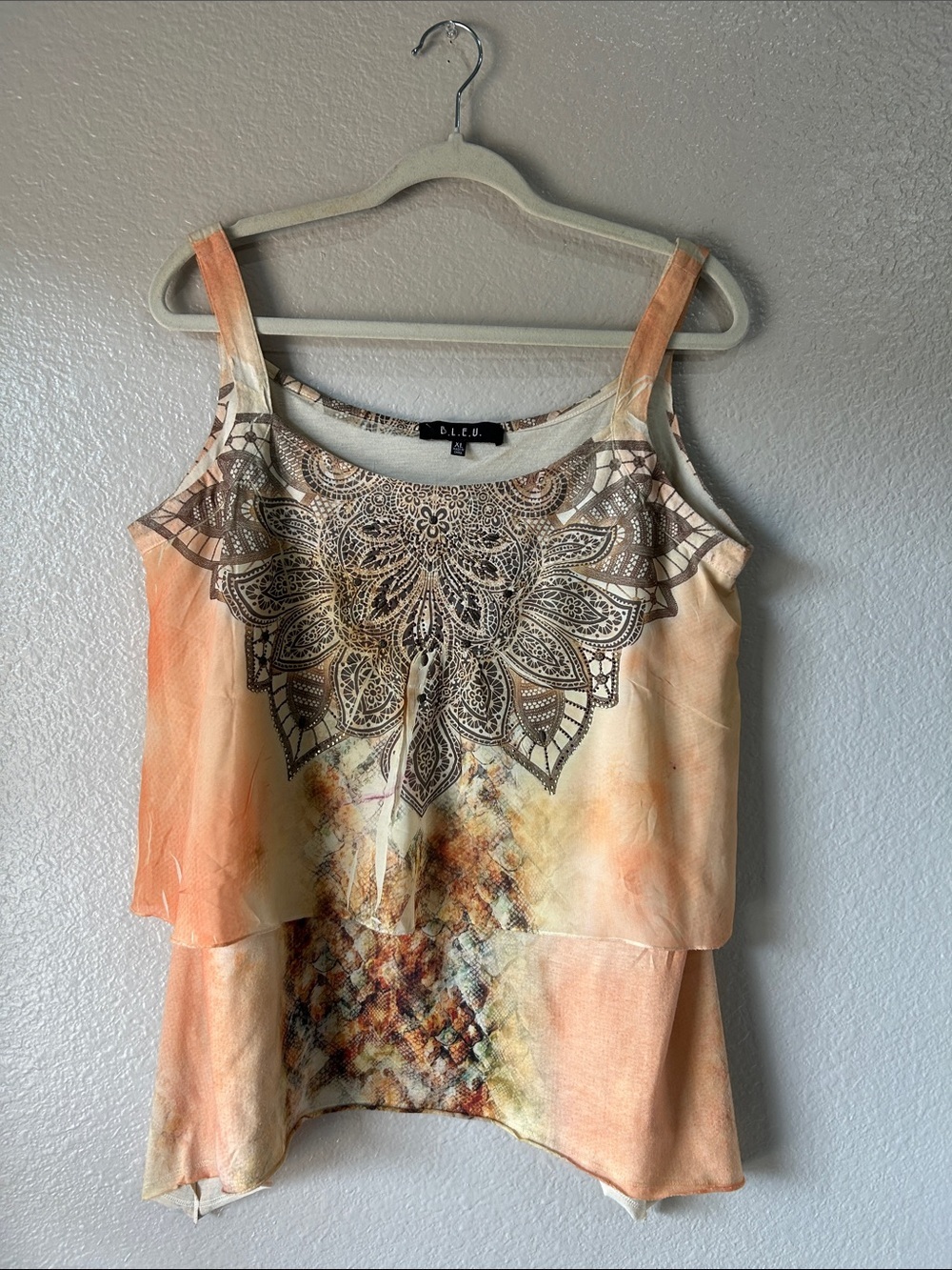 B.L.E.U. Peach Cream Layered Camisole Brown Medallion Sz XL Sleeveless TC0202